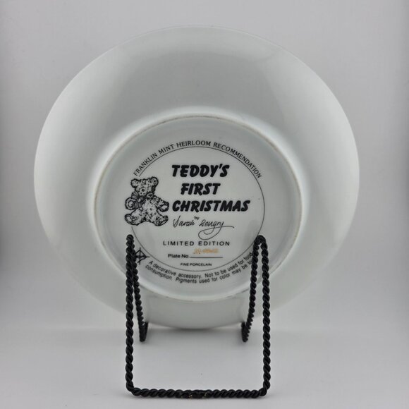 Franklin Mint Limited Teddy's First Christmas by Sarah Bengry Collector Plate - Picture 2 of 5